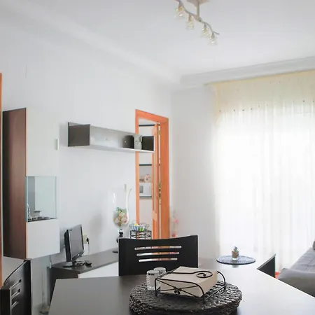 Apartament Beautiful In With Kitchen *